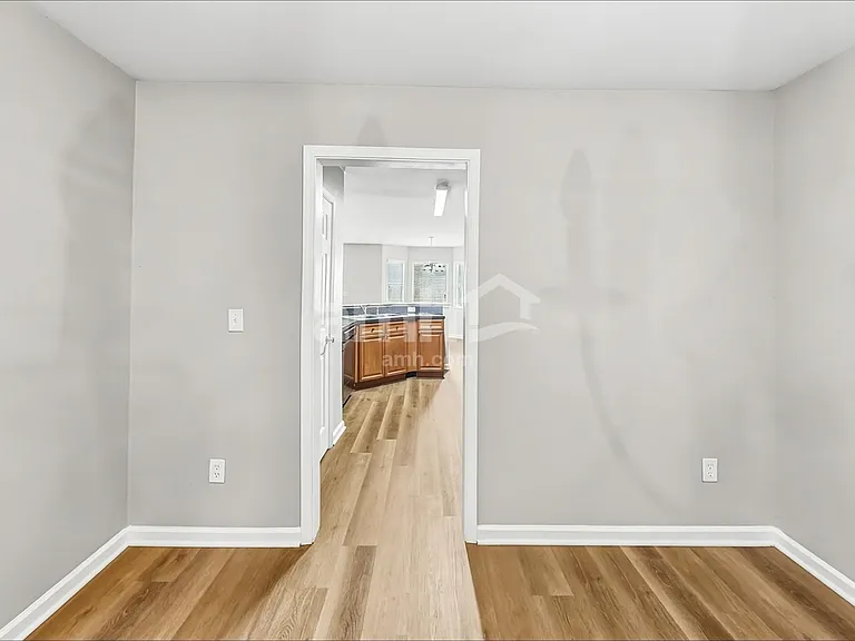10116 Hawkeye Dr — Photo 6
