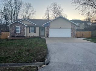 24589 Topaz Ln, Saint Robert, MO 65584