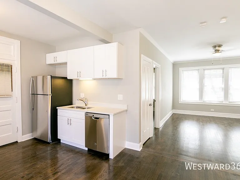 3535 N Troy St #2 — Photo 1