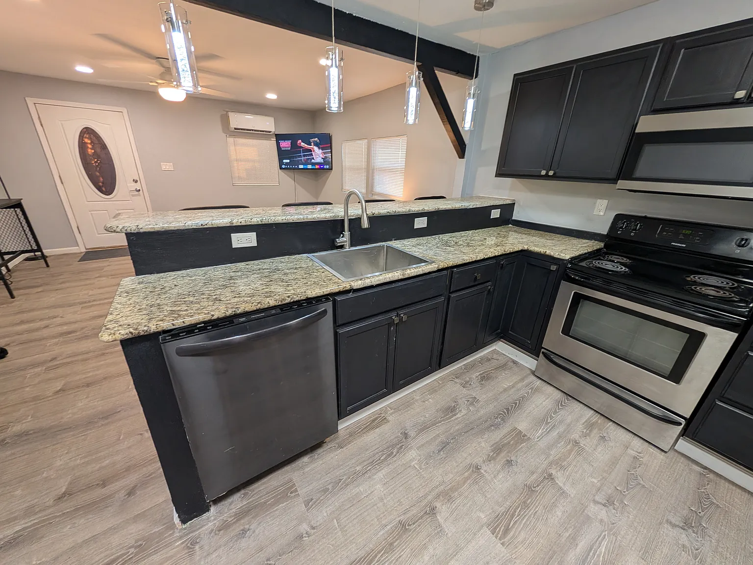508 N San Antonio St — Photo 4