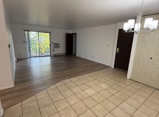 1947-49 1st Ave #203, Grafton, WI 53024