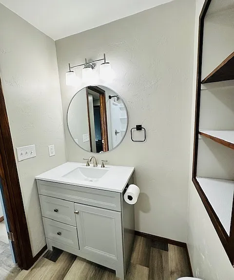 1038 E Northwood Dr — Photo 12