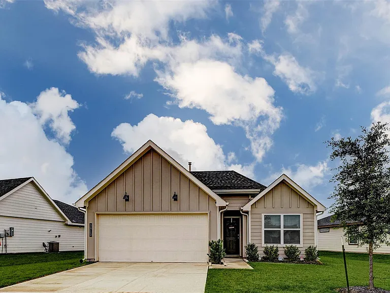 3910 Beltingham Bend Way — Photo 3