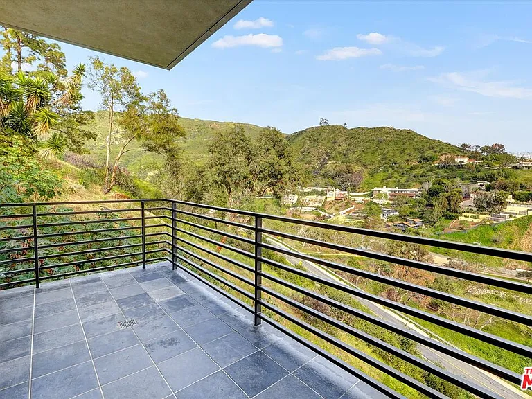3850 Rambla Orienta — Photo 40