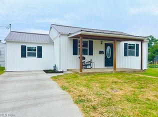 2401 10th Ave, Vienna, WV 26105