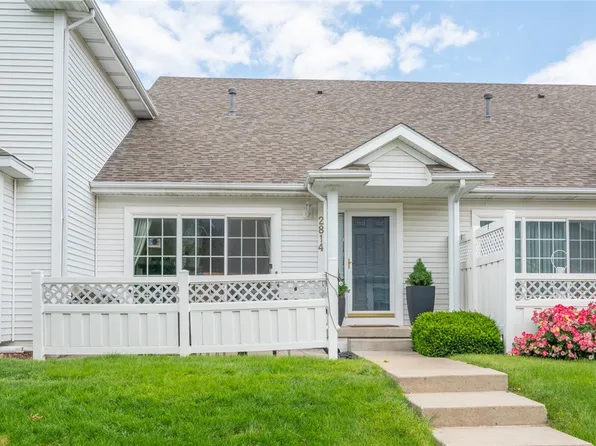 2814 Ithica Ct, Altoona, IA 50009