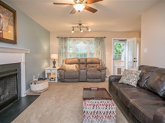 3rd image of 9707 Pampas Dr