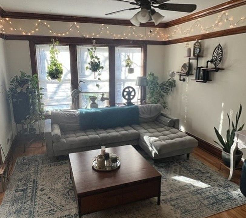 1st image of 4016 W Cortland St #2