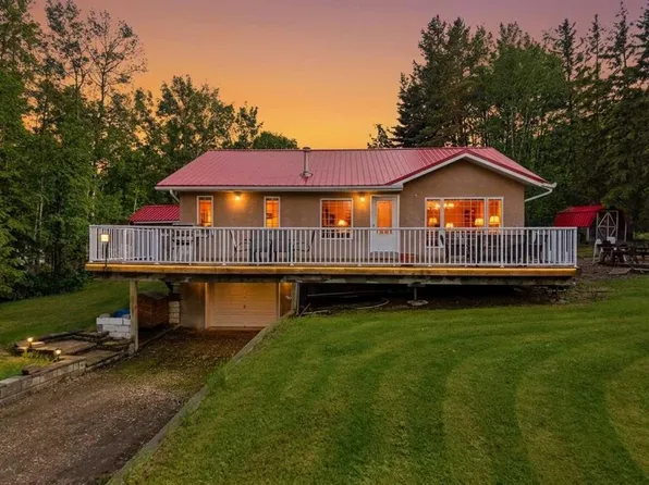 37 N Parkland Cres, Parkland Beach, AB T0C 2J0