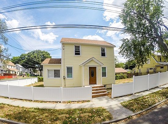 1st image of 116 Ave 218th St