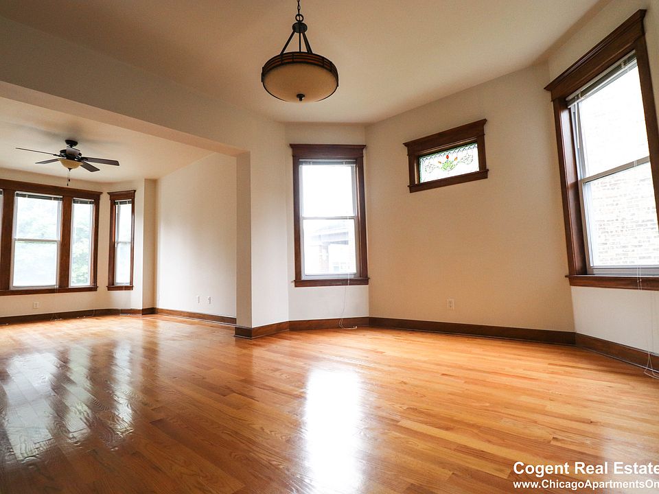 1st image of 3304 N Albany Ave #1