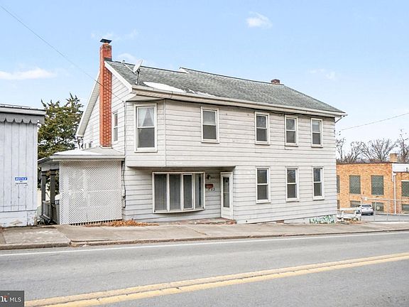 4th image of 543 Market St
