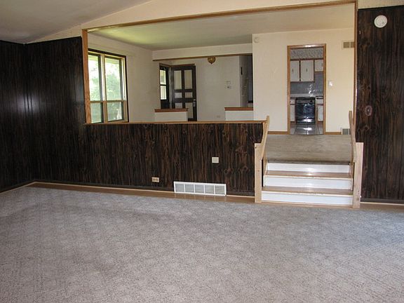 3rd image of 505 N Columbine Ave