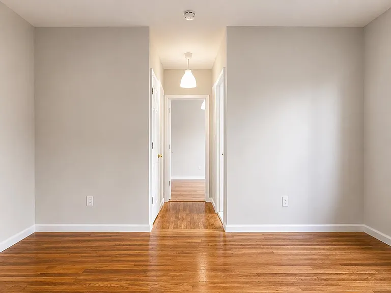 160 Vroom St #36 — Photo 2