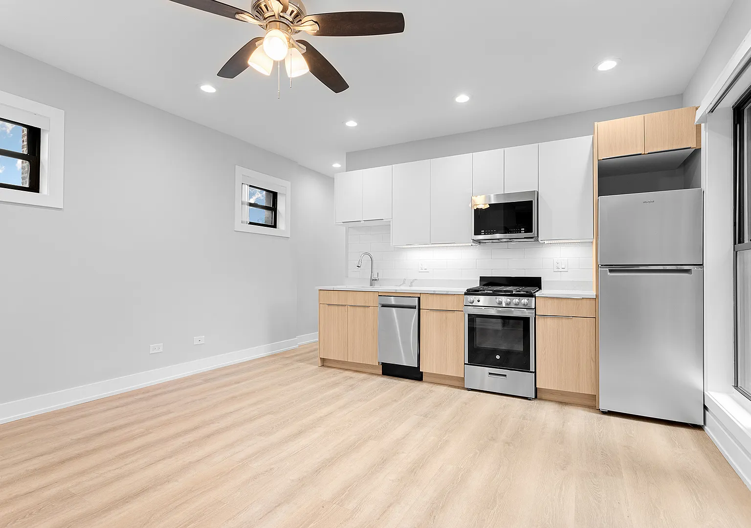 1 bed, $1,596 — Photo 3