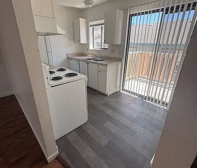 3501 Tripp Dr #6 — Photo 3