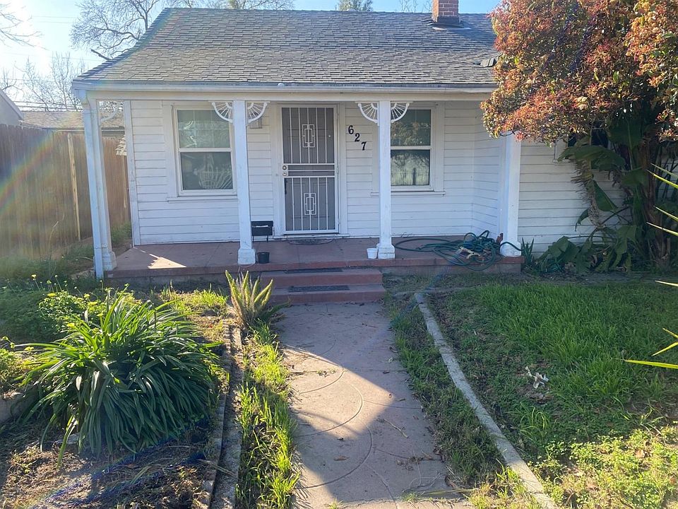 2nd image of 627 N D St