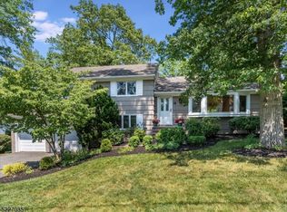 38 W Lawn Rd, Livingston, NJ 07039