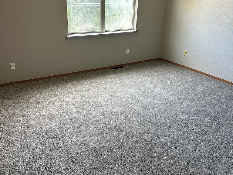 420 Clarke Dr — Photo 11