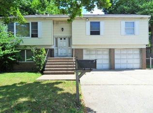 76 S Paramus Rd, Paramus, NJ 07652