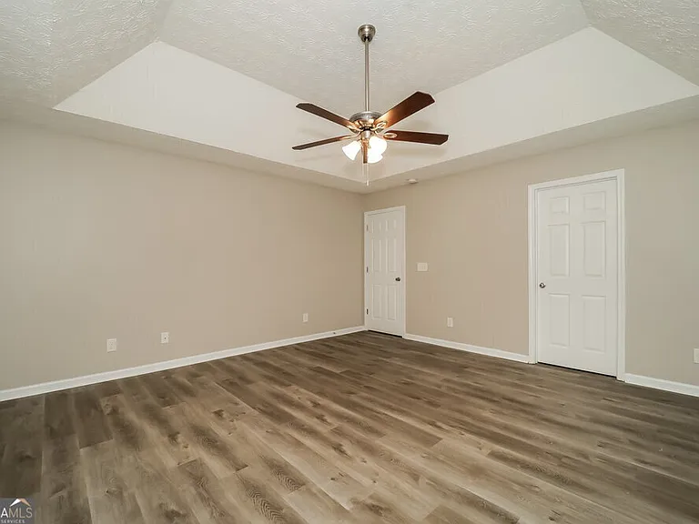 208 Arbor Creek Dr — Photo 8