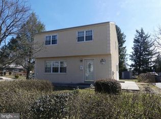 131 E Eagle Rd, Havertown, PA 19083