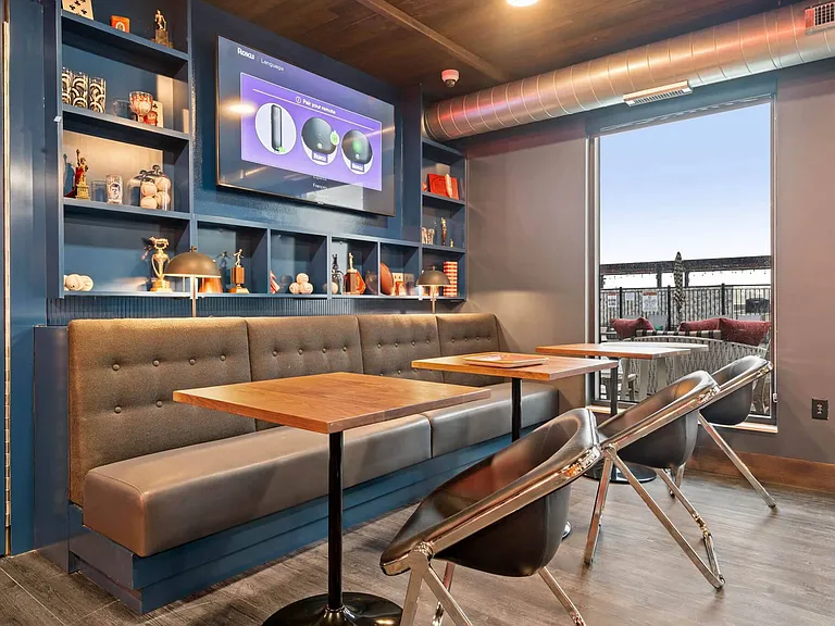 Booth seating in Harley's
