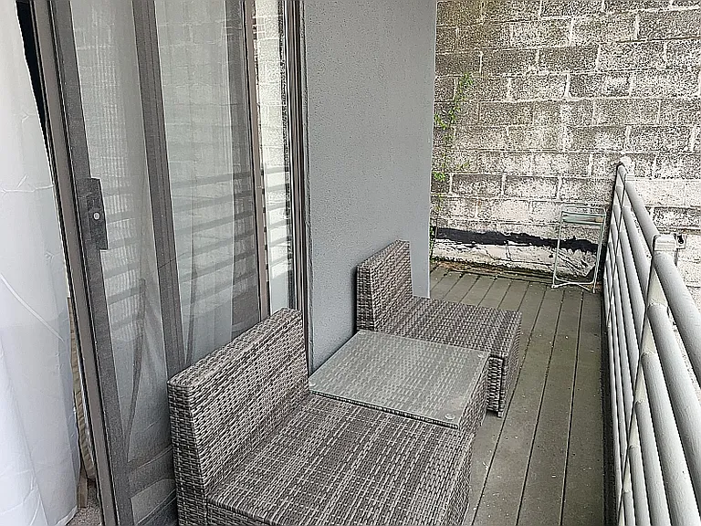 1110 Clinton St — Photo 11