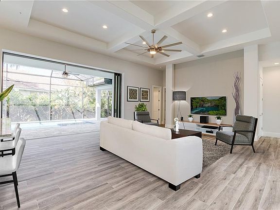 5th image of 27080 Driftwood Dr