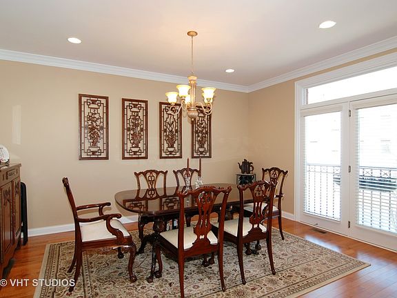 4th image of 1881 Admiral Ct #84