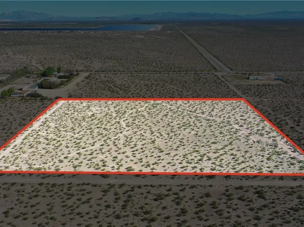 310 W Quarterhorse Rd, Amargosa Valley, NV 89020