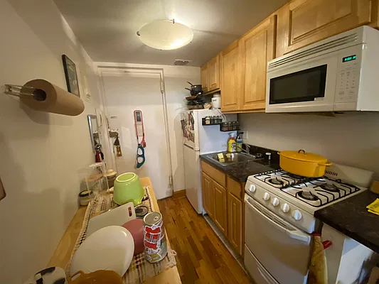 Rented by Guidance Realty Corp. | media 8