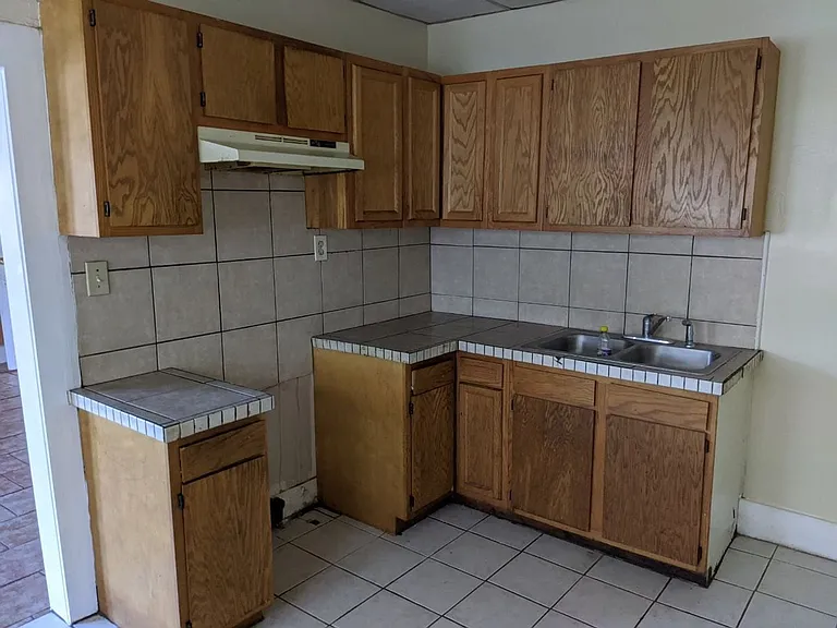 805 4th Ct W — Photo 4