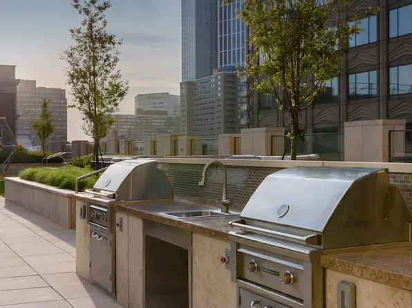 99 Hudson Street image 12 of 21