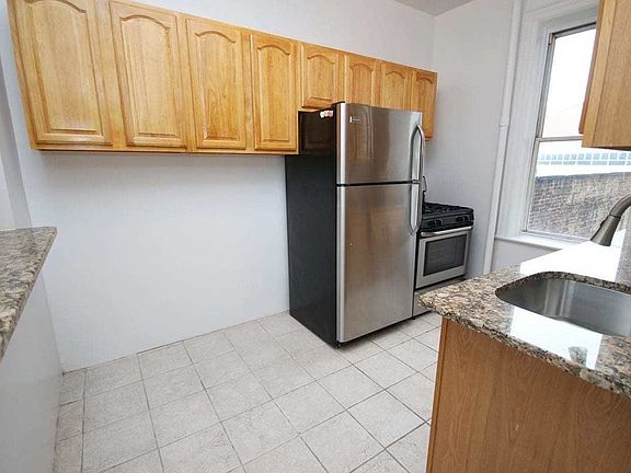 2nd image of 3946 27th St APT 2A