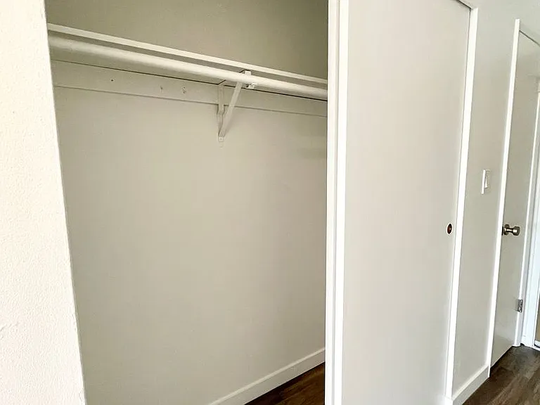 Village Vista Apartments — Photo 12