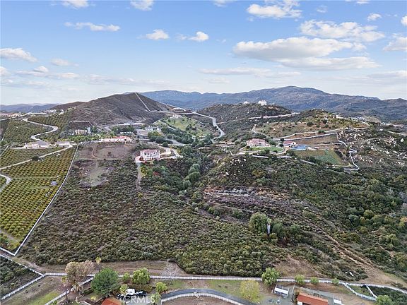 2nd image of 21903 Los Robles Rd #D