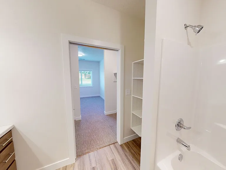 1720 Morningside Ave — Photo 62