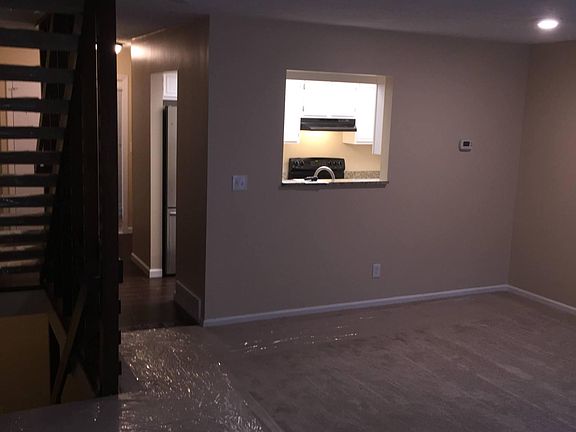 5th image of 1164 Worthington Heights Blvd
