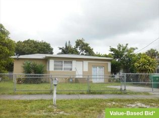 225 NW 4th Ave, Dania Beach, FL 33004