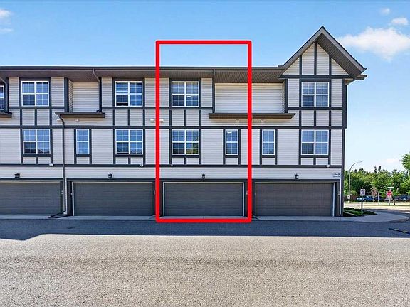 3rd image of 38 S Cranford Dr SE
