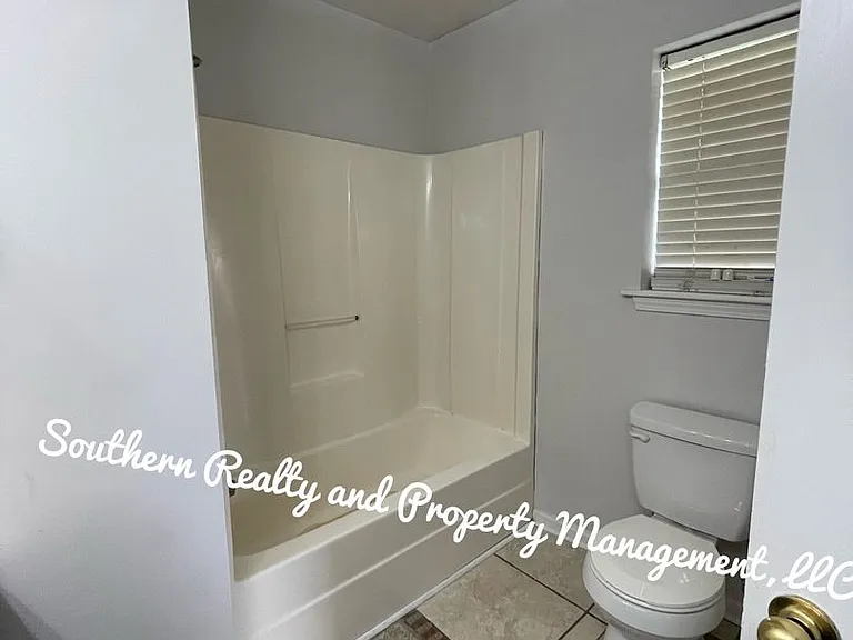 4084 Fitzpatrick Blvd — Photo 10