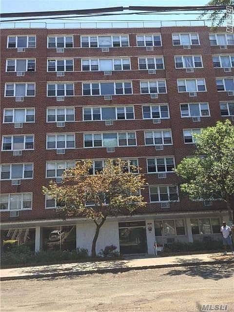 1st image of 17270 Highland Ave APT 3D