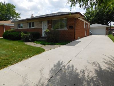 31194 Tecla Dr, Warren, MI, 48088