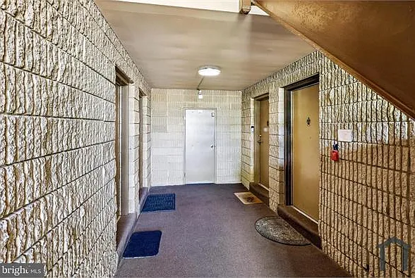 2 bed, 908 sqft, $2,500 — Photo 3