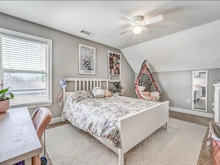 173 Littleton Way — Photo 12