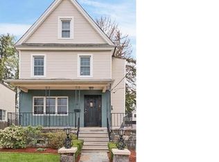 38 Lee Ave, Scarsdale, NY 10583