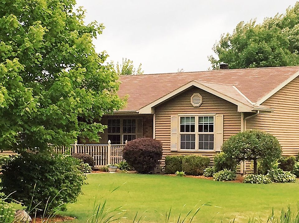 1st image of 28624 N Lake Dr