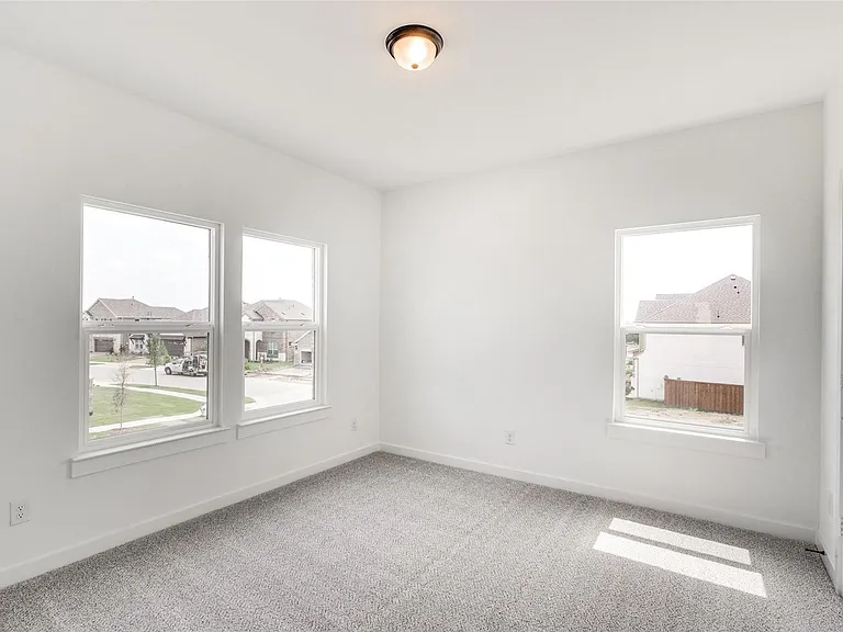 2302 Mercy Way — Photo 28
