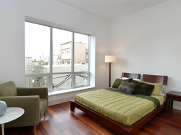 133 Jackson Street image 1 of 7